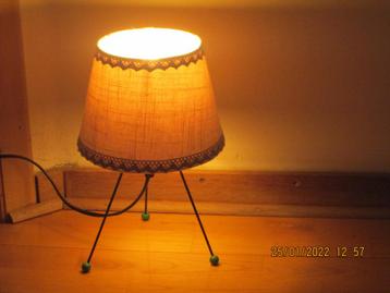 Lampe vintage décorative           beschikbaar voor biedingen
