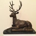 Brons Schots hert op marmer voet. Scottish deer., Antiek en Kunst, Ophalen