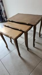 3 bijzet tafels te koop, Ophalen