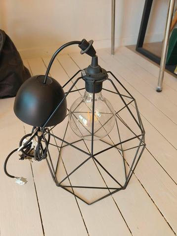 Lampe suspendue noire Ikea avec lampe, Enlèvement, Utilisé