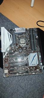 Asus moederbord met i5 6600k, Computers en Software, Moederborden, Ophalen of Verzenden, Zo goed als nieuw, Intel