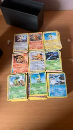 Pokemon kaarten bulk +/- 1721, Hobby en Vrije tijd, Verzamelkaartspellen | Pokémon, Ophalen of Verzenden, Zo goed als nieuw, Meerdere kaarten