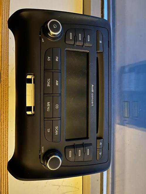 Audi TT 8J Concert Stereo Radio CD Player Head Unit 8J003518, Auto-onderdelen, Dashboard en Schakelaars, Gebruikt, Ophalen of Verzenden