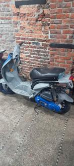 Honda 125  SH125, Fietsen en Brommers, Snorfietsen en Snorscooters, Ophalen, Zo goed als nieuw