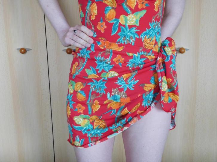 Sarong van het merk Dorrotennis, Kleding | Dames, Badmode en Zwemkleding, Zo goed als nieuw, Overige typen, Ophalen of Verzenden