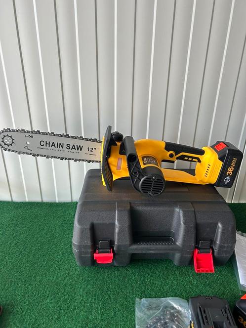 Nieuwe 36V kettingzaag met 2 accu’s, Doe-het-zelf en Bouw, Gereedschap | Zaagmachines, Nieuw, Kettingzaag, Ophalen