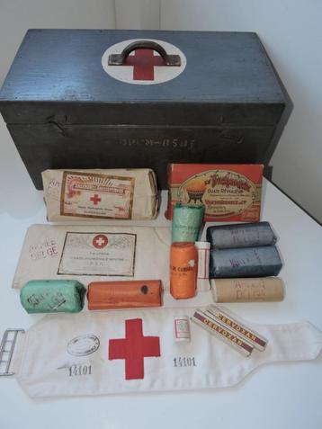 1940 ABBL MEDISCHE SERVICEKOFFER + UITRUSTING beschikbaar voor biedingen