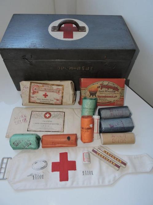 1940 ABBL MEDISCHE SERVICEKOFFER + UITRUSTING, Verzamelen, Militaria | Tweede Wereldoorlog, Ophalen of Verzenden