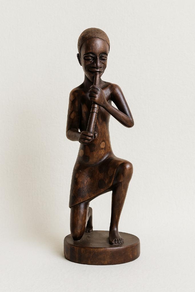 handgesneden beeldje, Antiek en Kunst, Kunst | Beelden en Houtsnijwerken, Ophalen of Verzenden