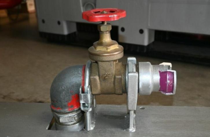 Leidingconstructie met 2" afsluiter en koppeling, Doe-het-zelf en Bouw, Buizen en Afvoer, Zo goed als nieuw, Overige typen, Ophalen
