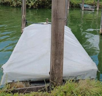 Te Koop : boot met motor en batterij, Enlèvement, Utilisé