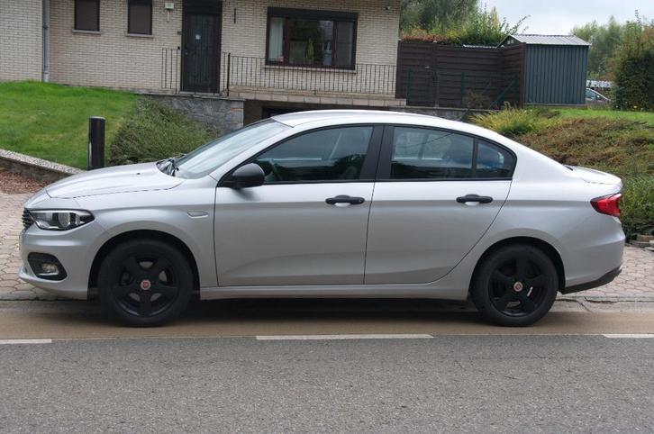 FIAT Tipo Sedan Pop 356.330.0 Gris métal, Auto's, Fiat, Particulier, Tipo, Benzine, Euro 6, Berline, 4 deurs, Zilver of Grijs