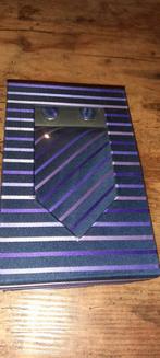 Prachtige doos met stropdas en manchetknoop en zakdoek, Kleding | Heren, Stropdassen, Ophalen of Verzenden