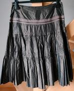 Prachtige zijde rok Nougat London. Medium of maat: 2., Vêtements | Femmes, Jupes, Taille 38/40 (M), Enlèvement ou Envoi, Comme neuf