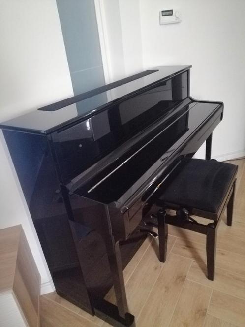 KAWAI CS11 digitale buffet piano in hoogglans zwart., Muziek en Instrumenten, Piano's, Gebruikt, Piano, Zwart, Hoogglans, Ophalen of Verzenden