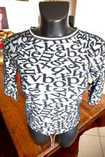 vele letters tekenen het sterk ‘Betty Barclay’ T-shirt, Comme neuf, Manches courtes, Noir, Taille 38/40 (M)