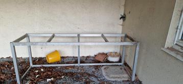 Aluminium frame beschikbaar voor biedingen