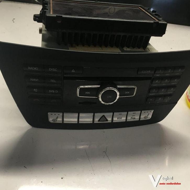 Mercedes C204 coupe 1.8 2014 wagennr 2500106 Radio Navigatie, Auto-onderdelen, Dashboard en Schakelaars, Gebruikt, Ophalen of Verzenden