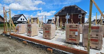Huis, Loods, kozijnen en of materialen beschikbaar voor biedingen