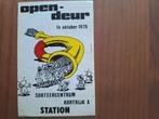 Vintage sticker cartoon sorteercentrum Kortrijk, Verzamelen, Stickers, Ophalen of Verzenden