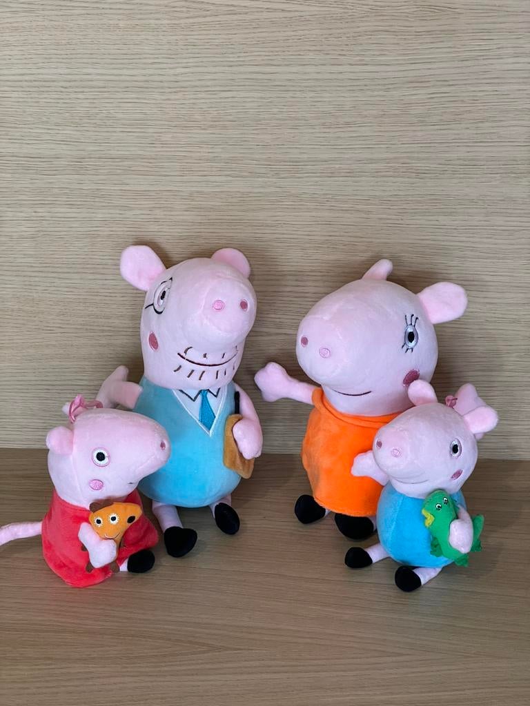 Familie Peppa Pig 4 stuks, Enlèvement, Comme neuf