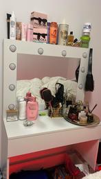 Make-Up tafel, Enlèvement, Utilisé