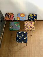 Tabouret vintage relooké., Ophalen, Zo goed als nieuw