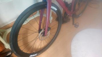 WIELEN MAVIC COSMIC S 42 DISC SHIMANO

 beschikbaar voor biedingen