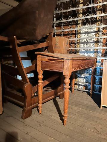 Ancien pupitre  beschikbaar voor biedingen