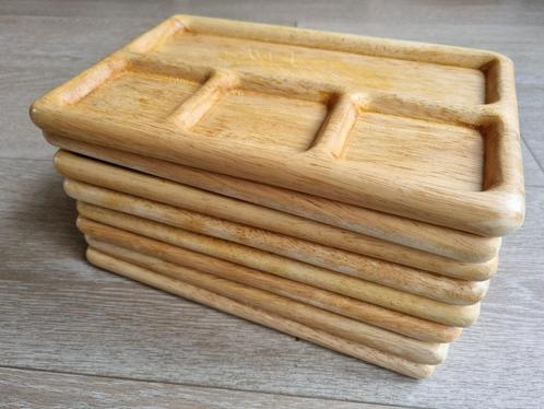 Six assiettes/planches en bois à compartiments pour fondue, Huis en Inrichting, Keuken | Servies, Gebruikt, Bord(en), Overige stijlen