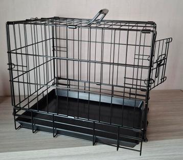 Kleine bench L 46cm x B 31cm x H 39cm in perfecte staat beschikbaar voor biedingen