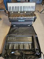 Digitale accordeon roland fr5, Toetsaccordeon, Zo goed als nieuw, 120-bas, Met riemen