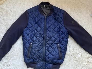 Veste italienne – tissu de qualité, élégante beschikbaar voor biedingen