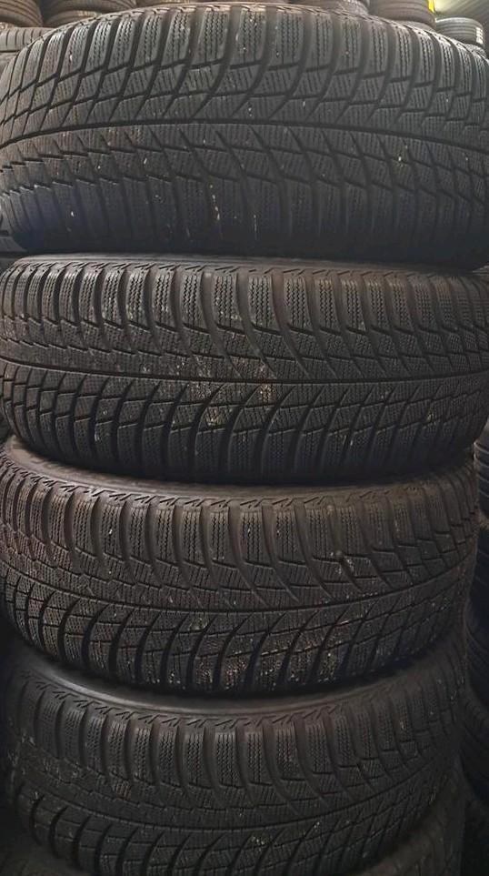 205/55/16 205/55r16 2055516 hiver, Autos : Pièces & Accessoires, Commande, Audi, BMW, Citroën, Daihatsu, Fiat, Ford, Honda, Jeep