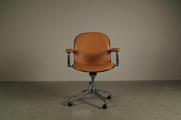 Executive office chair by Ennio Fazioli for MIM Roma, Italy beschikbaar voor biedingen