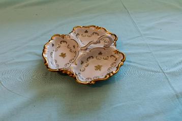 Assiette de présentation de mignardises, Enlèvement ou Envoi, Comme neuf, Porcelaine, Assiette ou Plat