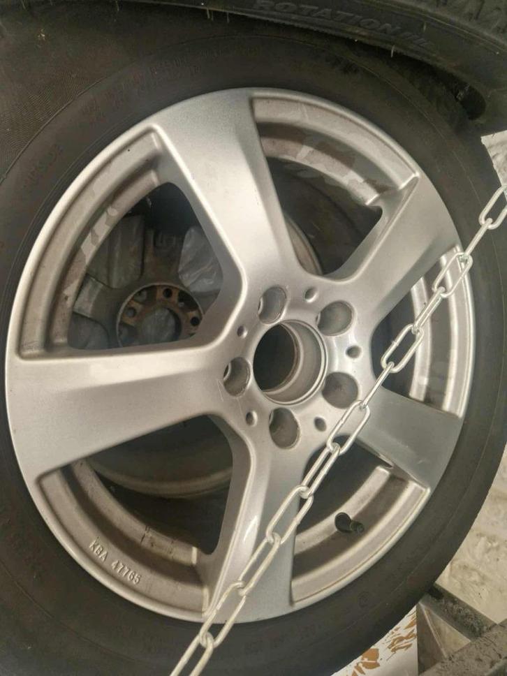 kit hiver 16" Mercedes (excellent état), Auto-onderdelen, Banden en Velgen, Band(en), Winterbanden, 16 inch, 225 mm, Gebruikt