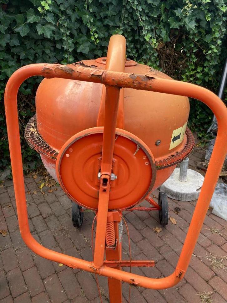 betonmolen Lescha, Doe-het-zelf en Bouw, Betonmolens, Gebruikt, Ophalen