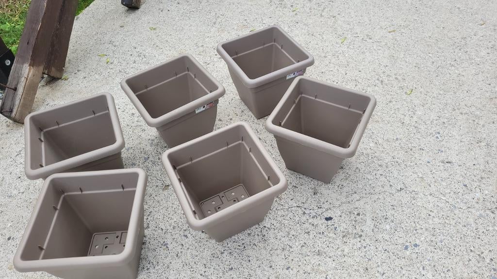 Lot 6 pots de fleurs ELHO. neuf, Jardin & Terrasse, Enlèvement ou Envoi, Comme neuf