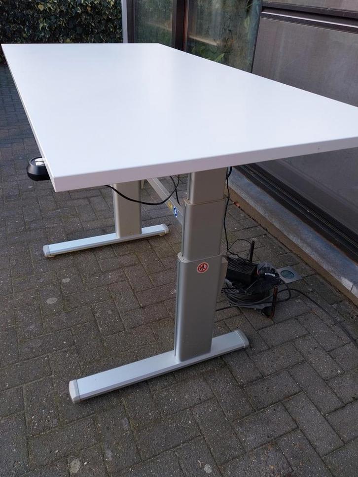 Diverse mooie bureaus, Maison & Meubles, Bureaux, Bureau, Électrique, Enlèvement