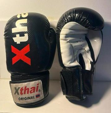 Bokshandschoenen Xthai  beschikbaar voor biedingen