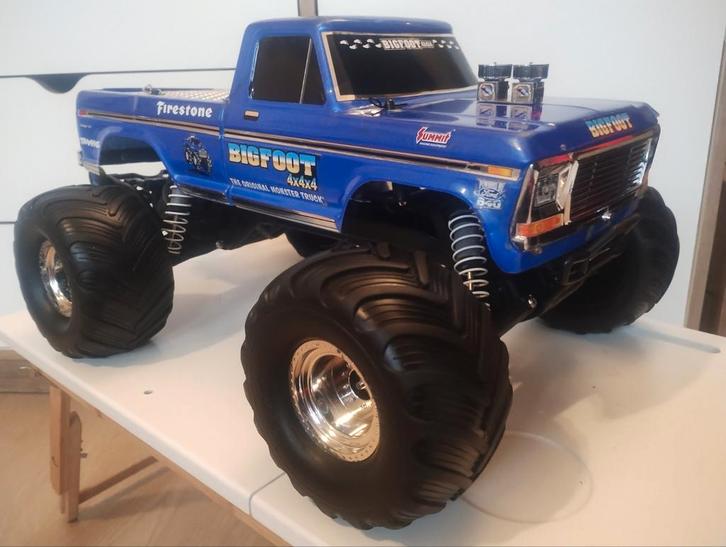 Traxxas Bigfoot 2wd titan amélioré, Hobby & Loisirs créatifs, Modélisme | Radiocommandé & Téléguidé | Voitures, Utilisé, Voiture off road