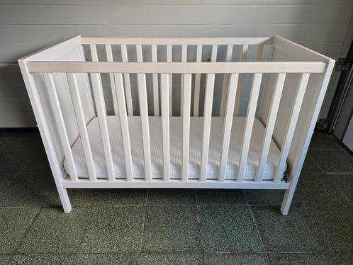 Babybed Ikea sundvik 60x120, Kinderen en Baby's, Babywiegjes en Ledikanten, Zo goed als nieuw, Ophalen