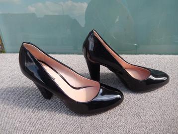 hakschoenen maat 40 beschikbaar voor biedingen