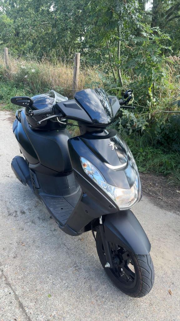 Peugot kisbee 4t 50cc a klasse, Fietsen en Brommers, Scooters | Peugeot, Gebruikt, Overige modellen, Klasse A (25 km/u), Benzine