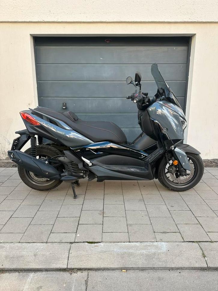 X-MAX 125cc 2021 // 1800 KM!!, Motoren, Motoren | Yamaha, Particulier, Scooter, 11 kW of minder, 1 cilinder, ABS, LED Verlichting