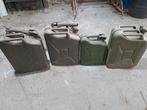 Jerrycan de l'armée, Enlèvement, Utilisé