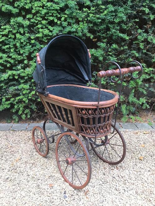 Antieke/vintage/retro houten poppenwagen, Antiek en Kunst, Antiek | Speelgoed, Ophalen