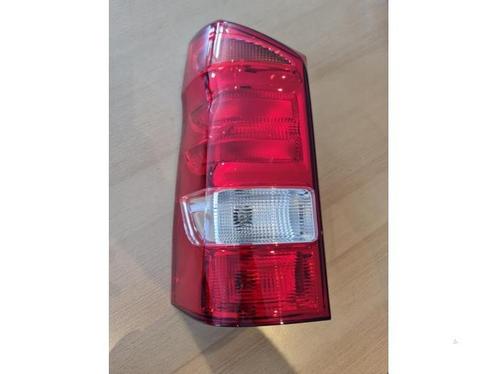 Achterlicht links van een Mercedes Vito, Auto-onderdelen, Verlichting, Nieuw, 3 maanden garantie, Ophalen of Verzenden
