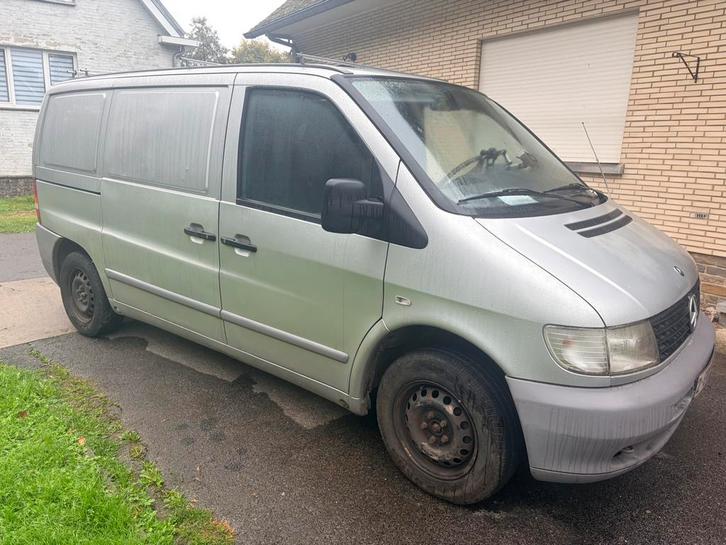 Mercedes vito 110cdi 2.2, Auto's, Bestelwagens en Lichte vracht, Particulier, ABS, Achteruitrijcamera, Airbags, Alarm, Boordcomputer